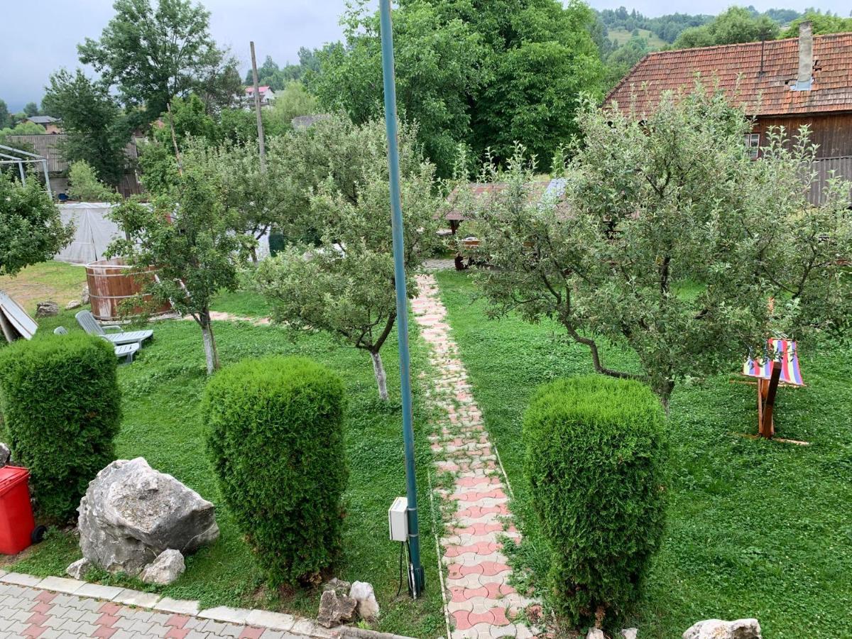 Отель Vila Mogan Моечу-де-Жос Экстерьер фото