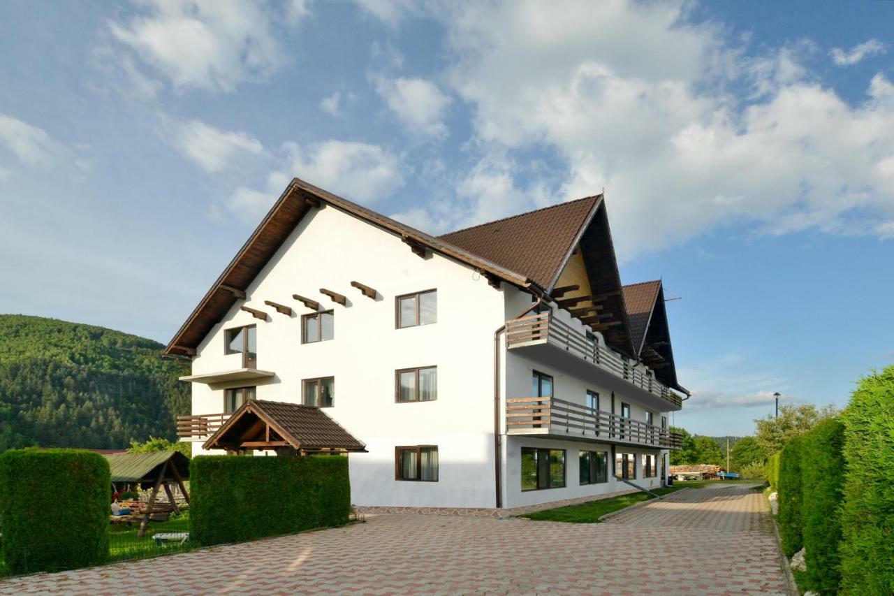 Отель Vila Mogan Моечу-де-Жос Экстерьер фото